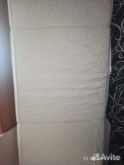 Детская кровать + матрас