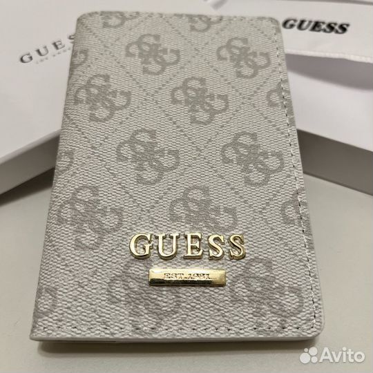 Обложка на паспорт guess