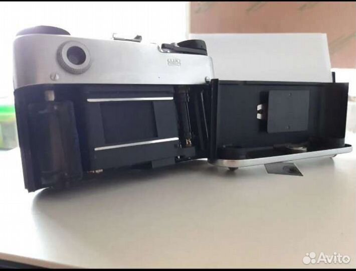 Пленочный фотоаппарат