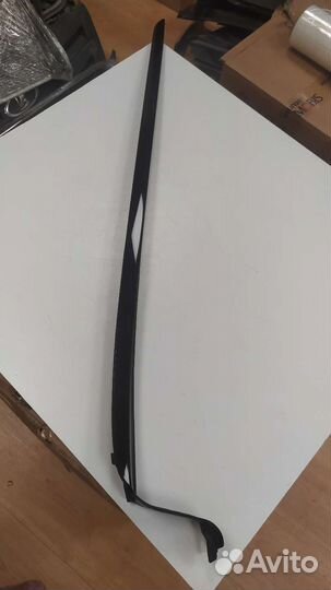 Молдинг лобового стекла KIA