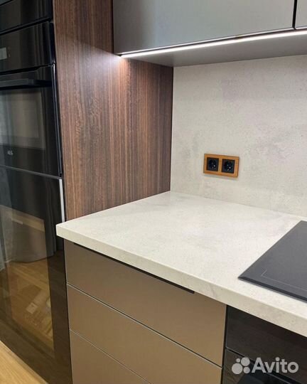 Кухонный гарнитур угловой