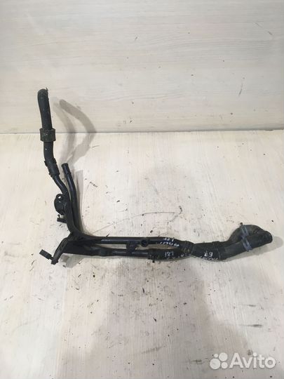 Трубка системы охлаждения пассат Б6 1K0121070BD