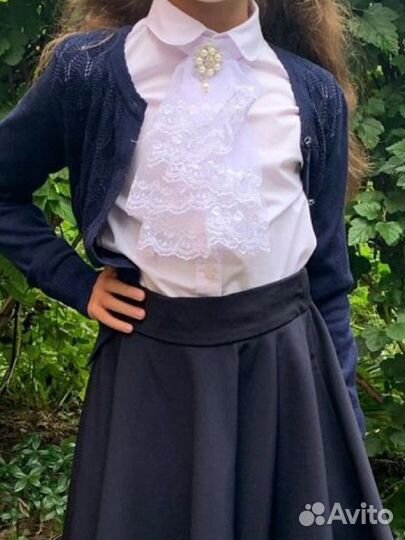 Блузка белая