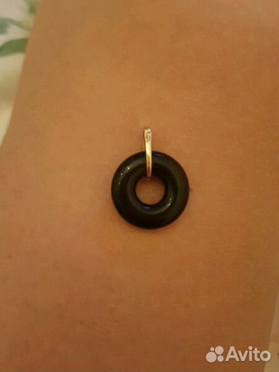 Подвеска. оникс, позолота, бриллиантики