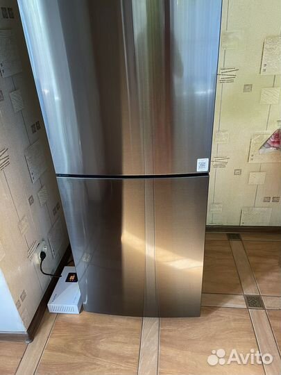 Холодильник новый