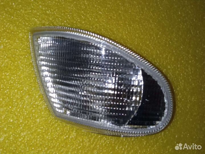 Указатель поворота правый ваз 2114 2115 белый