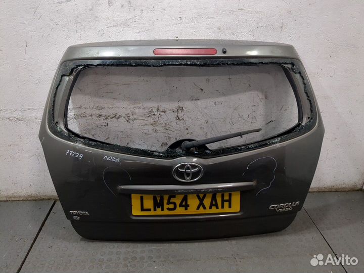 Крышка багажника Toyota Corolla Verso, 2005