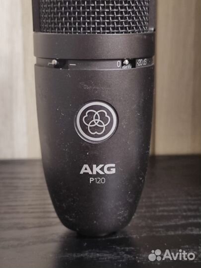 Студийный микрофон akg p120