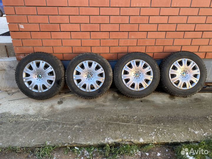 Комплект зимних колес r15