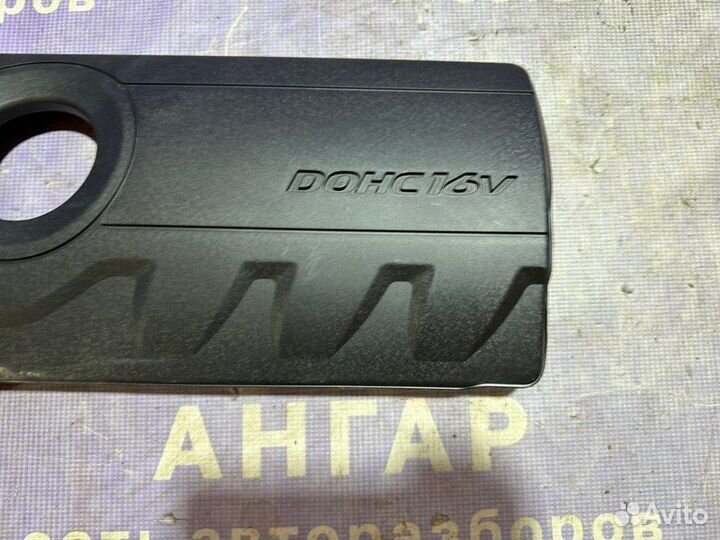 Крышка двигателя Kia Ceed JD G4LC 2016