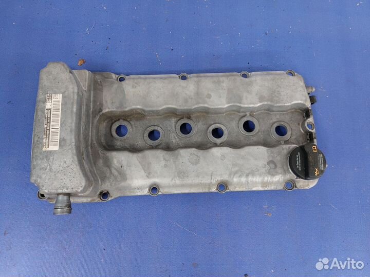 Клапанная крышка Volkswagen Touareg 3.2 2002-2010г
