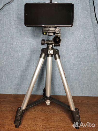 Новый штатив с блютуз пультом iSa SA-3888