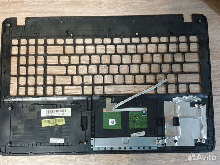 Нижняя часть корпуса asus D541S б/у