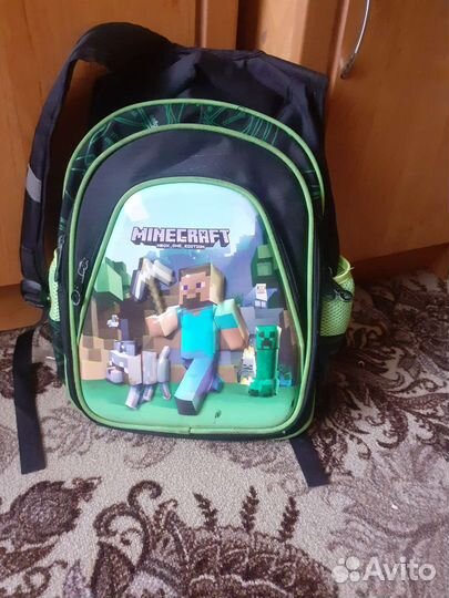 Школьный рюкзак