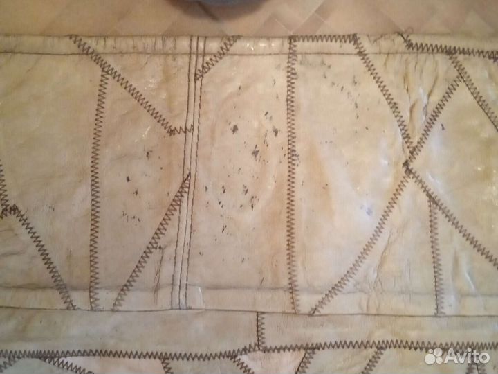 Ковер кожаный