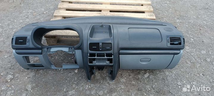 Торпедо, панель Рено Симбол 1 рестайлинг