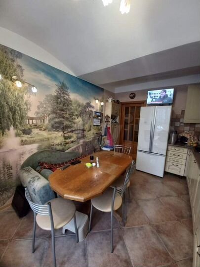 3-к. квартира, 104 м², 2/6 эт.