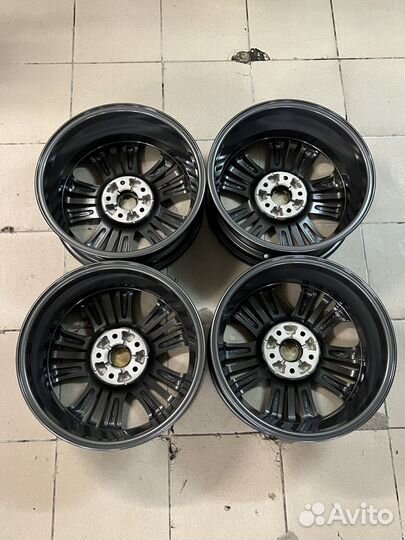 Оригинальные диски R17 на hyundai IX35