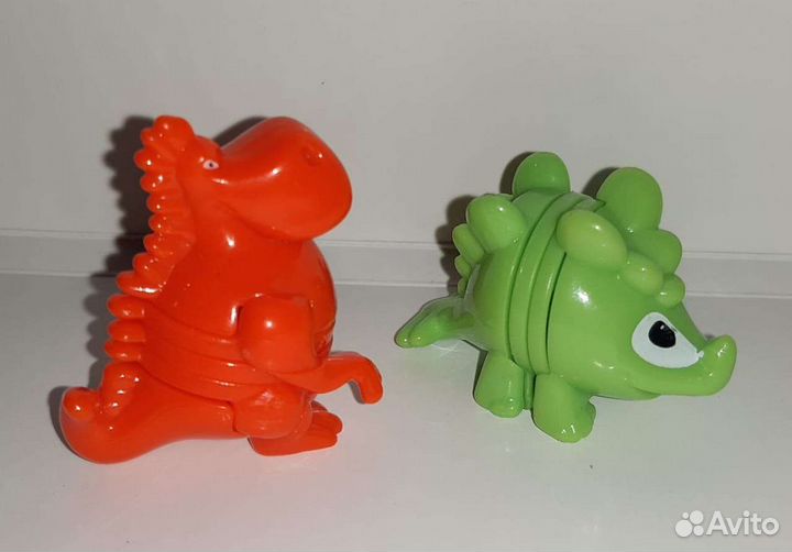 Игрушки из киндера