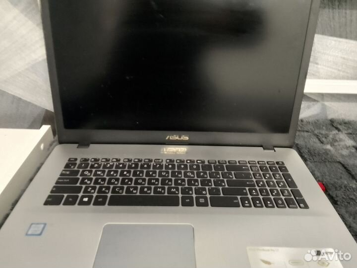 Asus VivoBook Pro 17 N705U ноутбук
