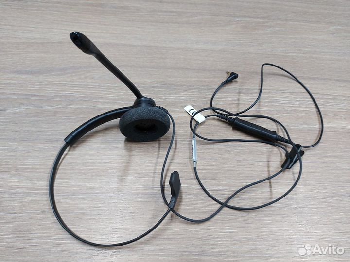 Гарнитура Plantronics Entera HW111N