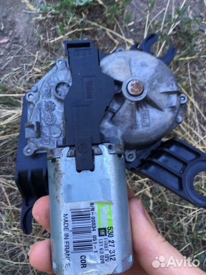 Моторчик стеклоочистителя задний Opel Corsa D