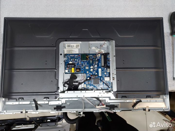 Телевизор Econ EX-32HT013B (Разбор) (По запчастям)