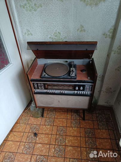 Радиотехника Мелодия 102