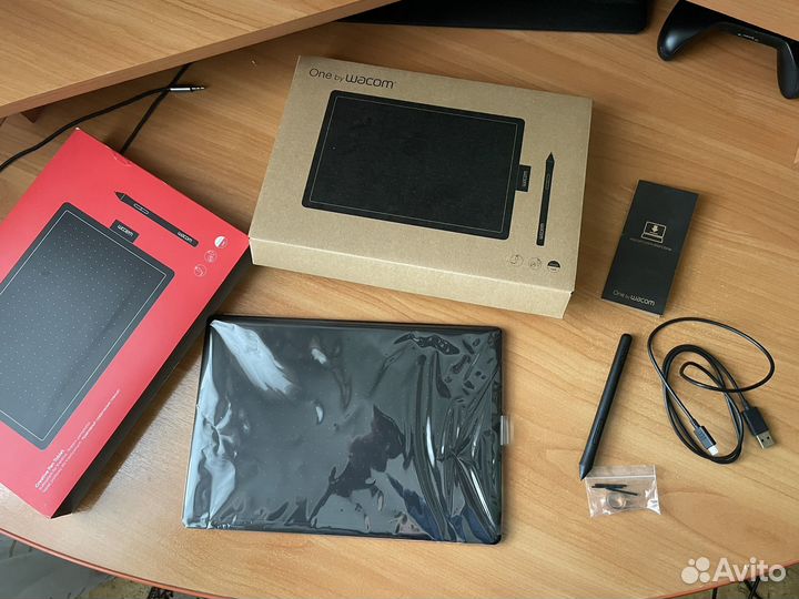 Графический планшет Wacom one M