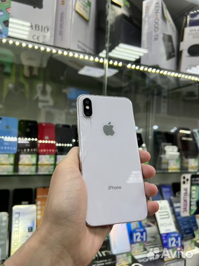iPhone Xs, 64 ГБ
