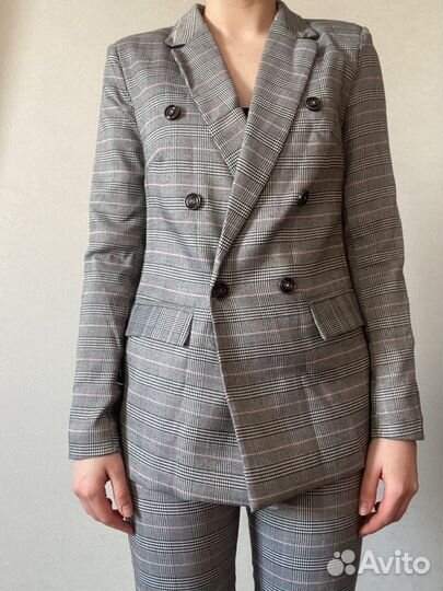 Брючный костюм