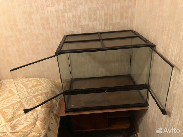 Террариум для сухопутной черепахи