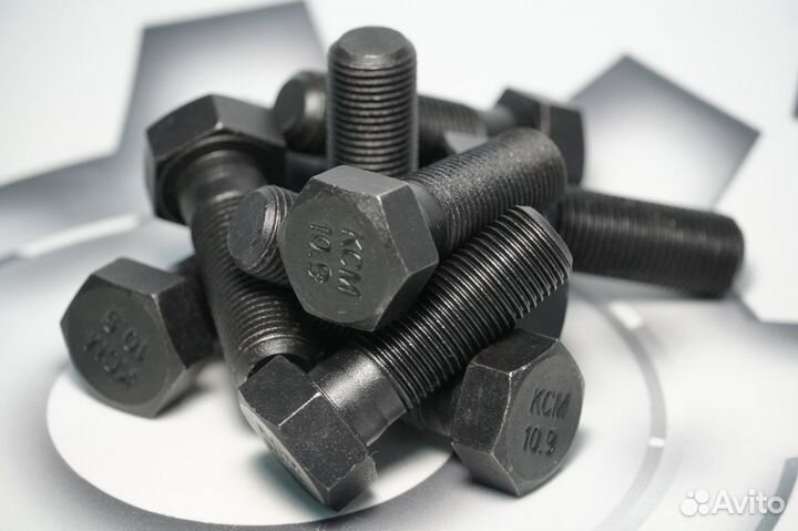 Болт М16х1,5х48 мм крепления