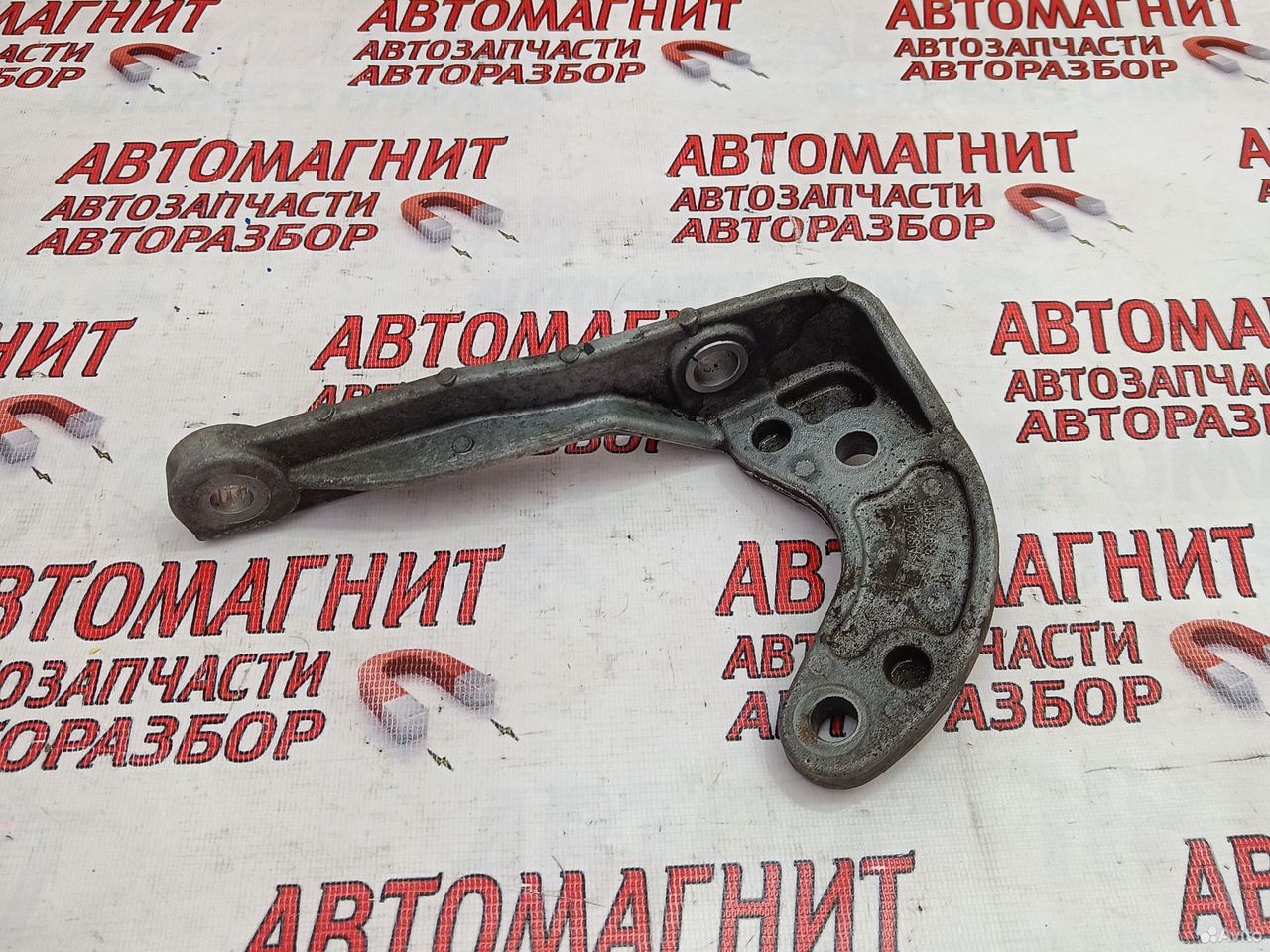 Кронштейн раздатки Рено Каптюр 2.0 F4R