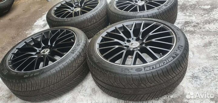 Комплект оригинал на Mercedes S223 R20