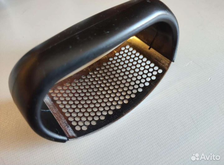 Чеснокодавилка новая