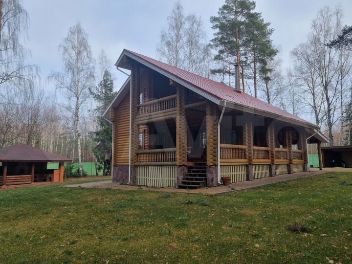 Дом 219 м² на участке 36 сот.