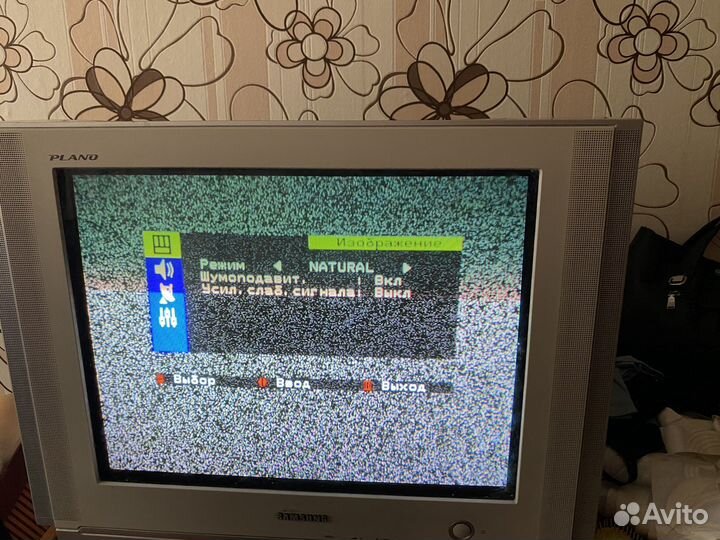 Телевизор samsung