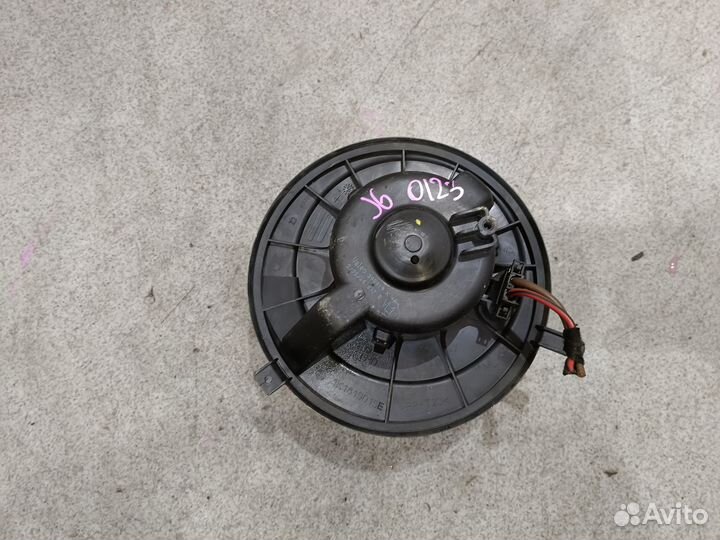 Моторчик печки для Volkswagen Jetta 6