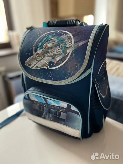 Школьный рюкзак