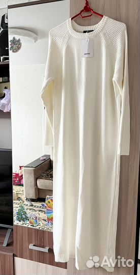 Платье вязаное женское