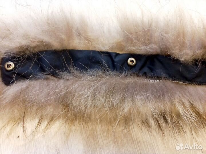 Меховой воротник енот