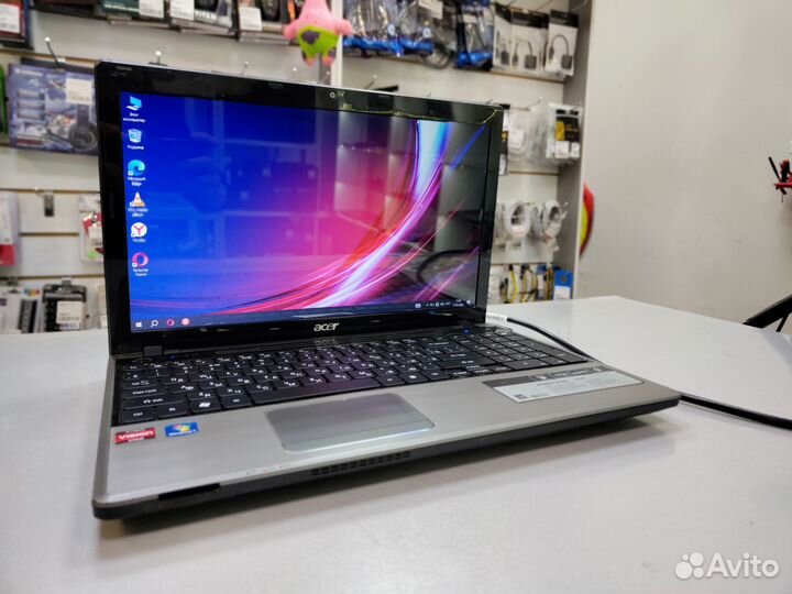 Хороший ноутбук Acer SSD две видеокарты