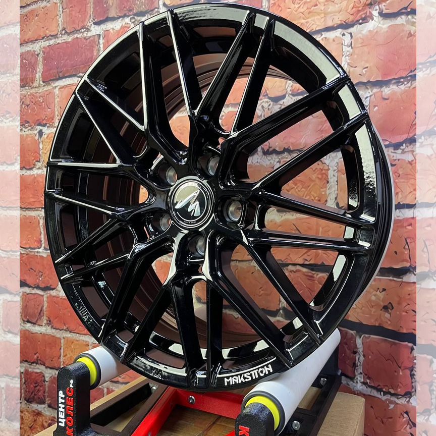 Литые диски Makstton Faster 7.5×R17 5×108