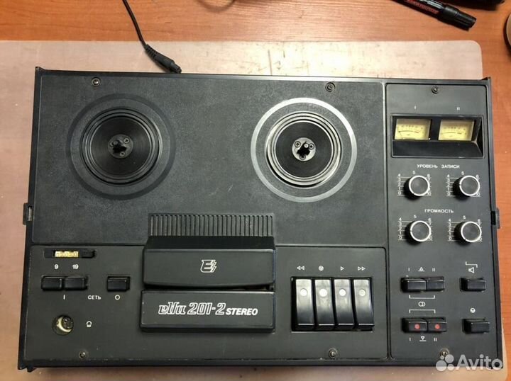 Elfa 201-2 stereo Катушечный магнитофон