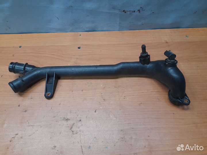 Патрубок Mercedes W203 M271