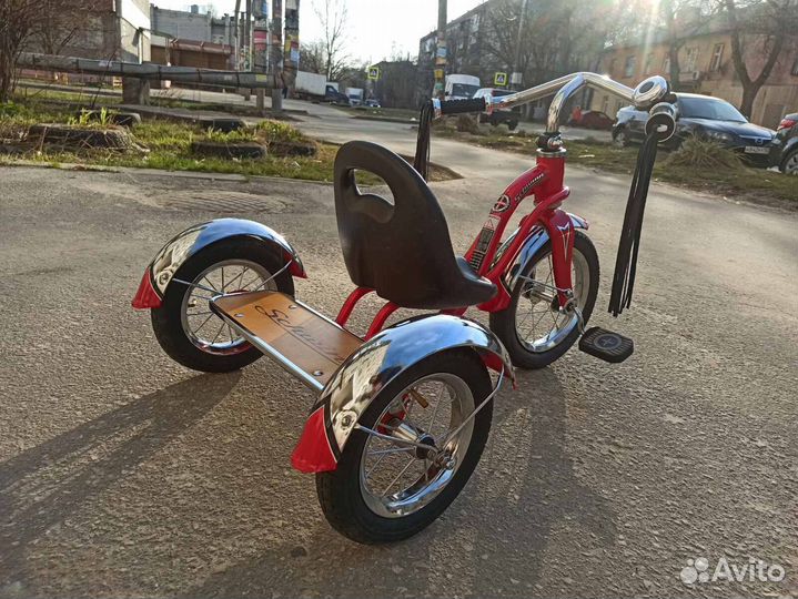 Велосипед трехколесный schwinn roadster