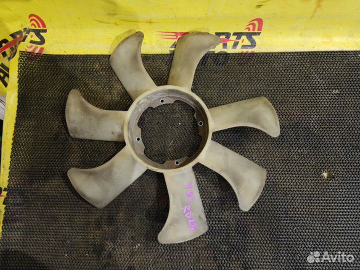 Вентилятор охлаждения радиатора Nissan Safari