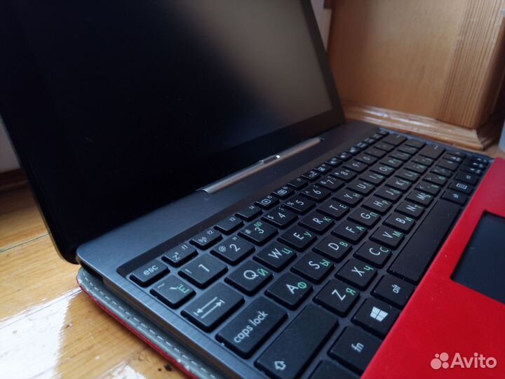 Ноутбук планшет Asus transformer book