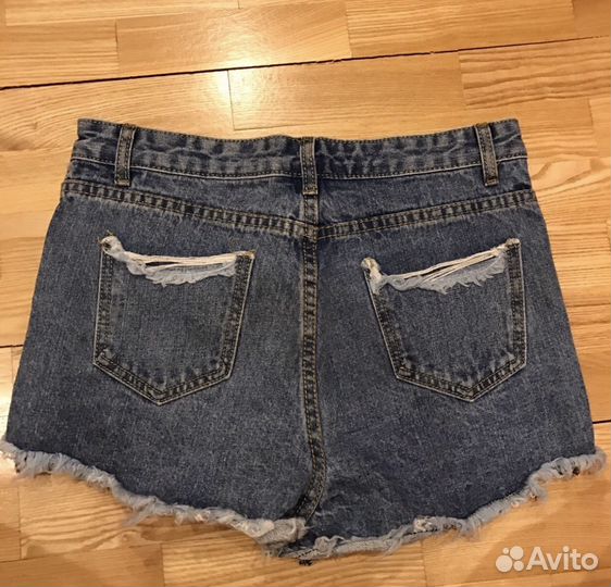Джинсовые шорты